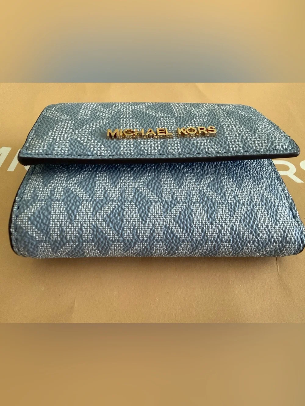 Michael Kors Light Blue Logo-Print Compact Wallet with Gold Hardware - Picture 8 of 10